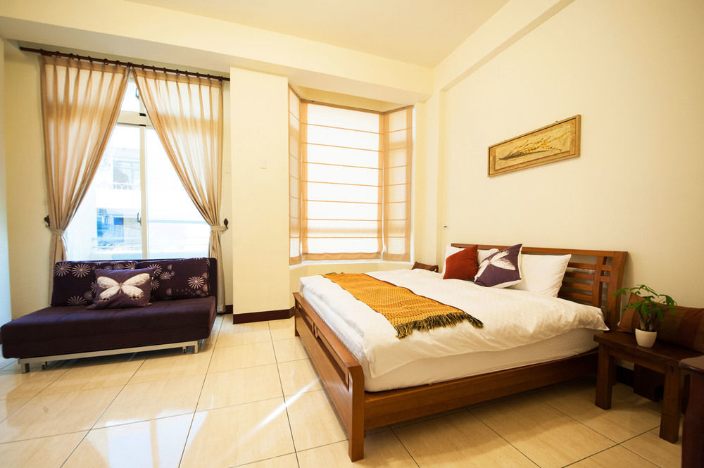 Encounter Hostel Kota Hualien Bagian luar foto