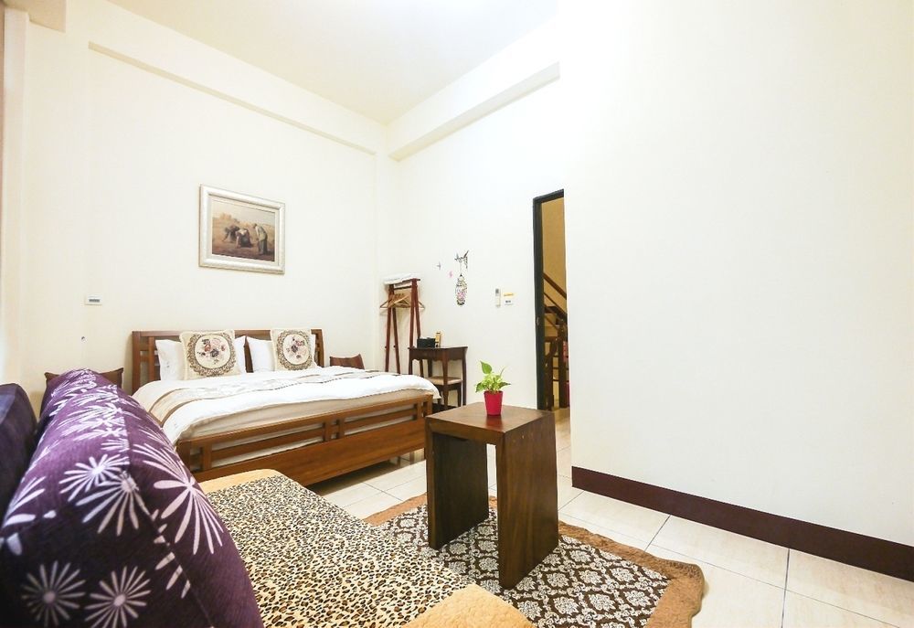 Encounter Hostel Kota Hualien Bagian luar foto
