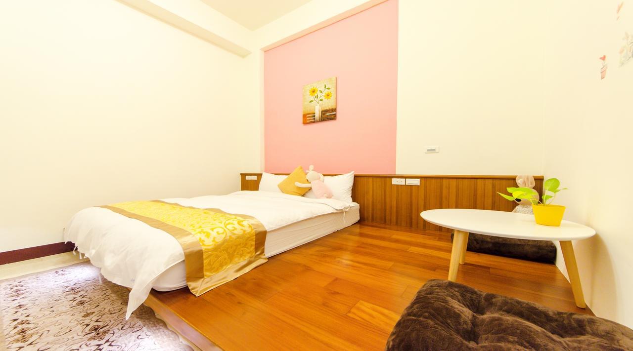 Encounter Hostel Kota Hualien Bagian luar foto