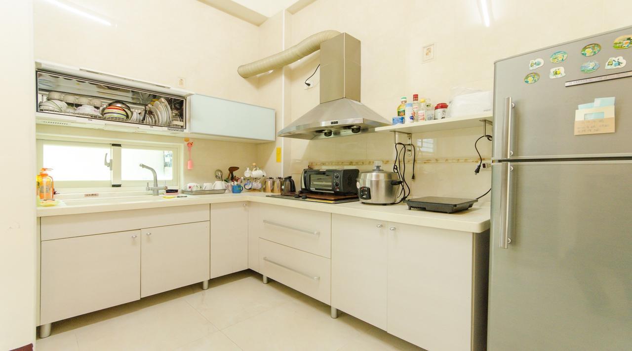 Encounter Hostel Kota Hualien Bagian luar foto