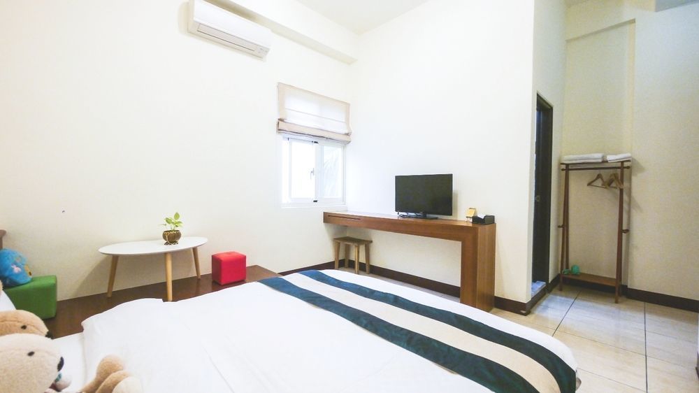 Encounter Hostel Kota Hualien Bagian luar foto