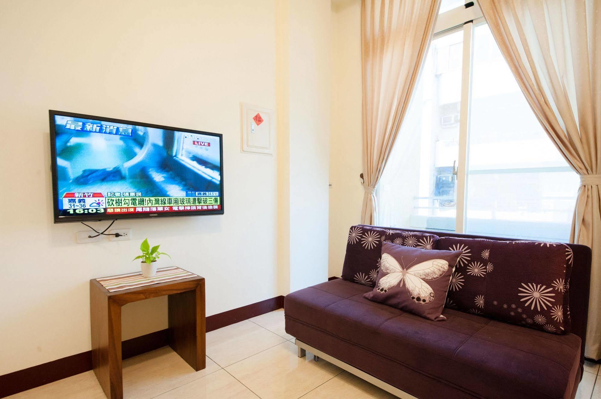 Encounter Hostel Kota Hualien Bagian luar foto
